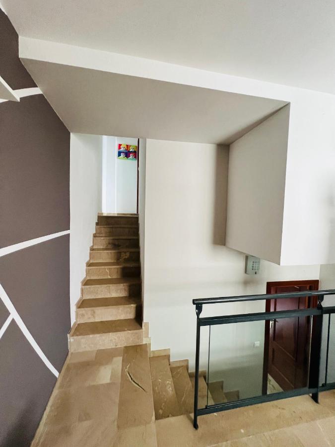 Japi Duplex Apartment Lucena Luaran gambar